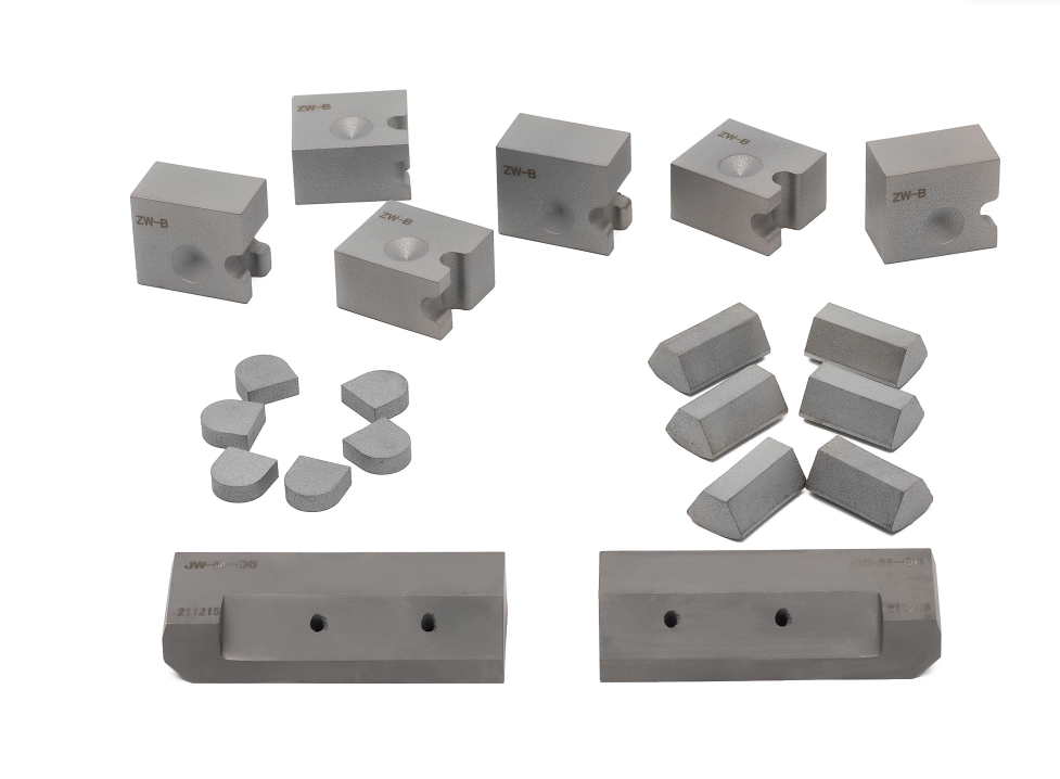 自主研发材料配比：铸就钨钢模具卓越性能的核心密码