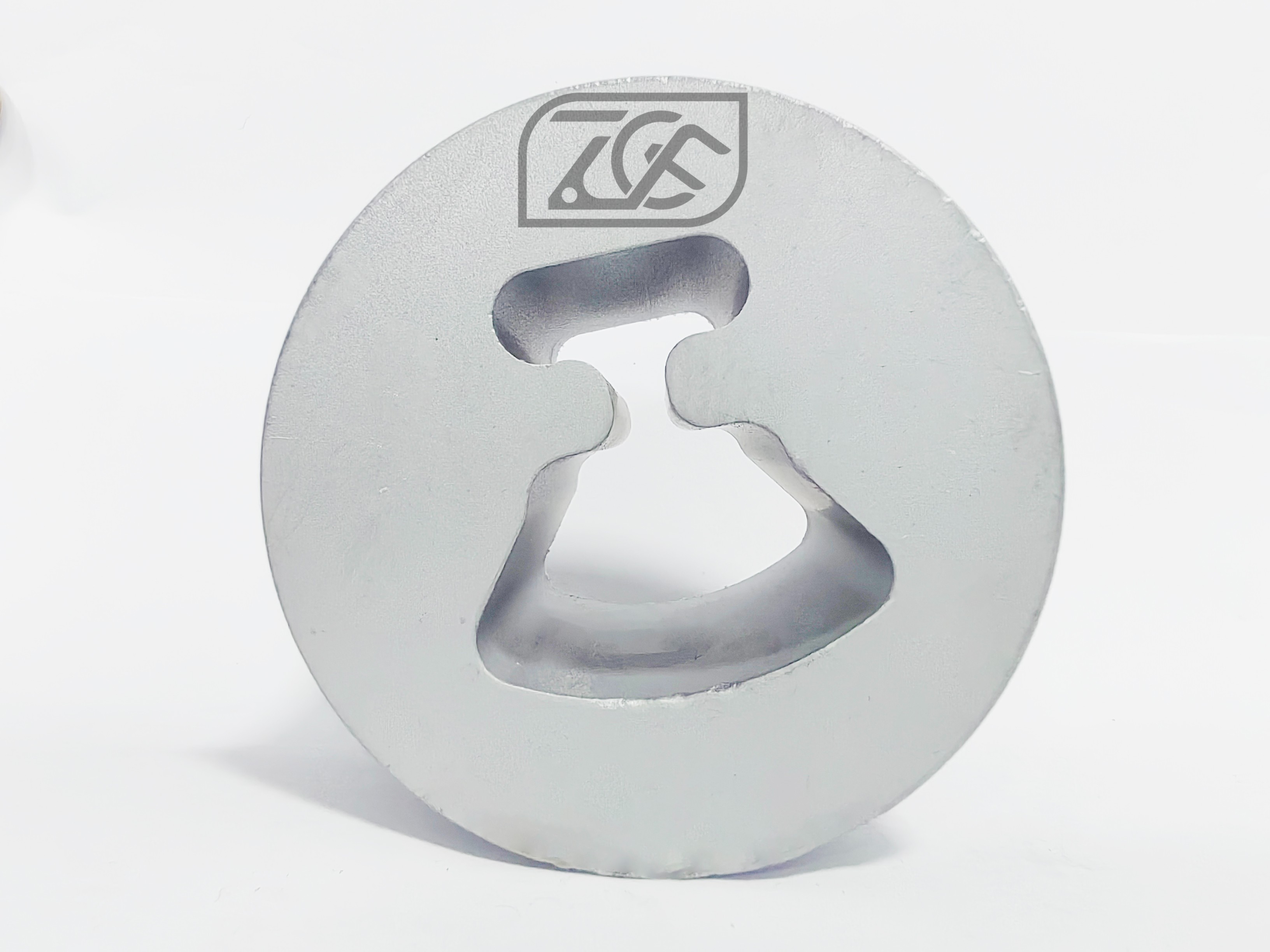 精准匹配：为何不同用途的钨钢模具必须选择不同材质